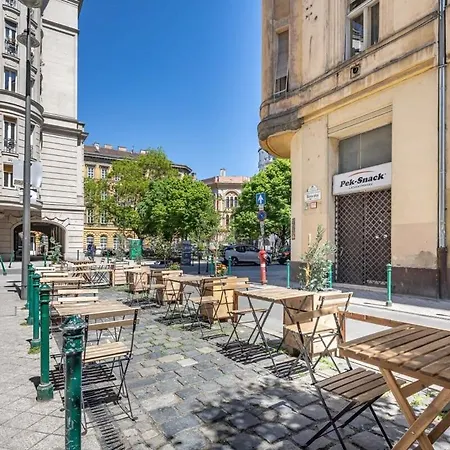 Charming Cozy Downtown Heaven For 2 Апартаменты *