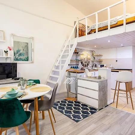 Charming Cozy Downtown Heaven For 2 Appartement *