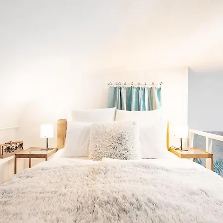 아파트 Charming Cozy Downtown Heaven For 2 *