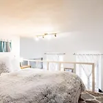Charming Cozy Downtown Heaven For 2 Lägenhet Budapest