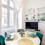 Appartement Charming Cozy Downtown Heaven For 2